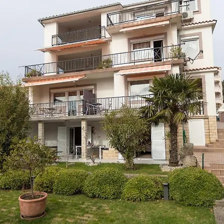 30111 - Karin Apartment Crikvenica